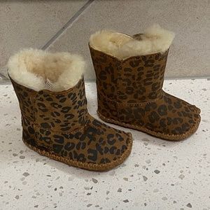 UGG Baby Leopard Print Cassie